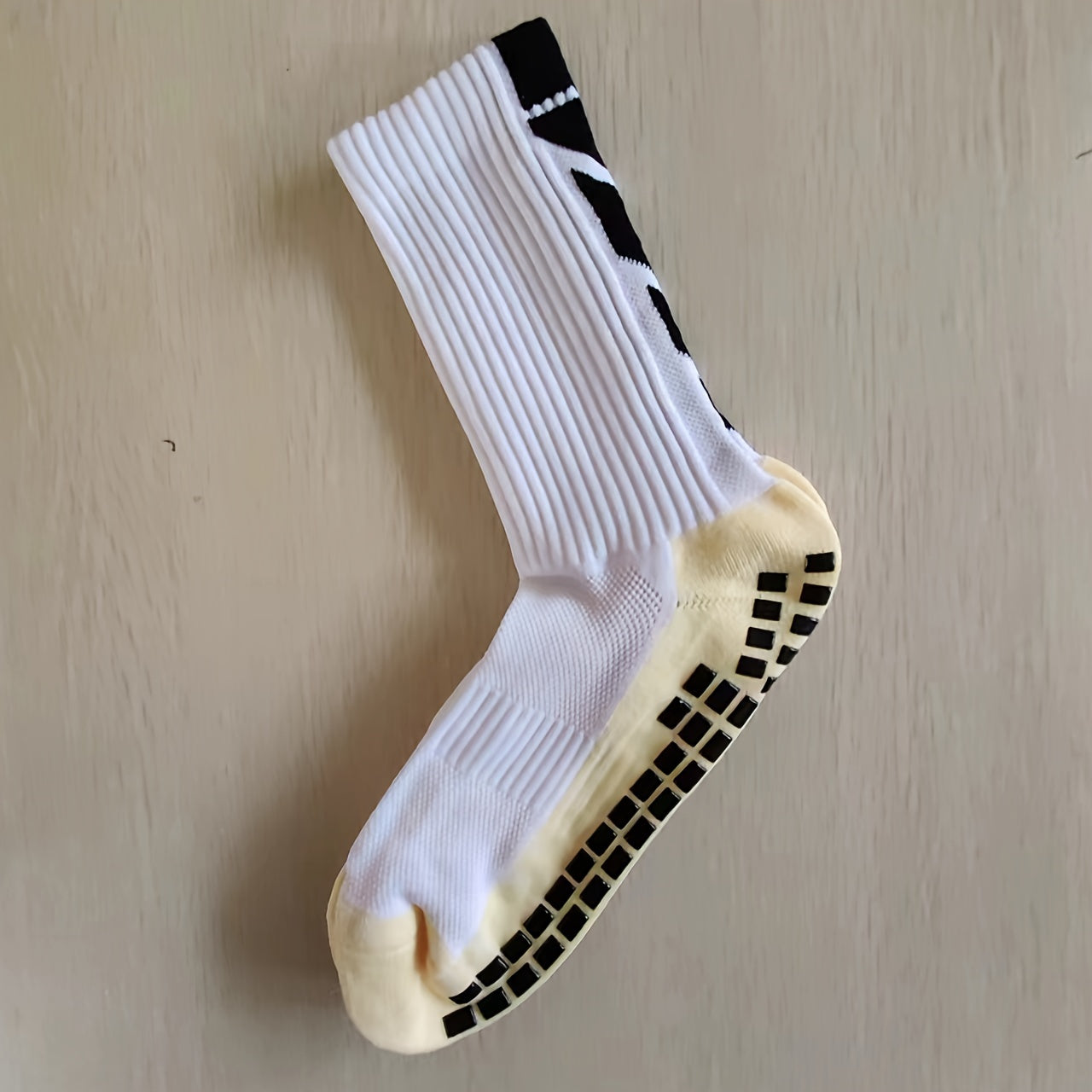 Calcetines de Fútbol Antideslizantes con Suela de Toalla – Máximo Rendimiento y Estabilidad ⚽🧦